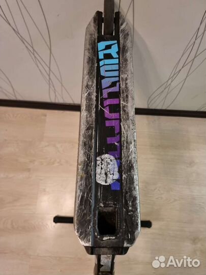 Трюковой самокат