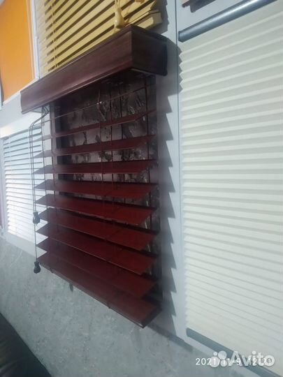 Деревянные жалюзи, тканевые рулонные шторы, зебра