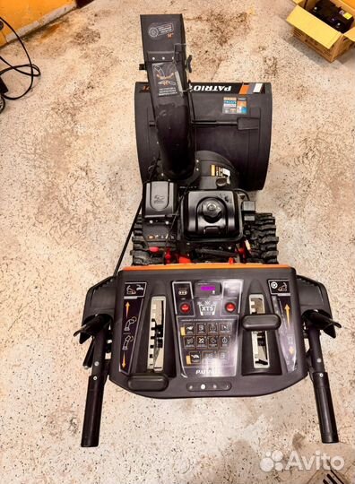 Снегоуборщик бензиновый бу