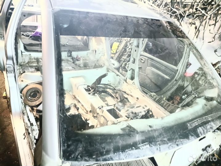 Лобовое стекло Volkswagen Passat B5+