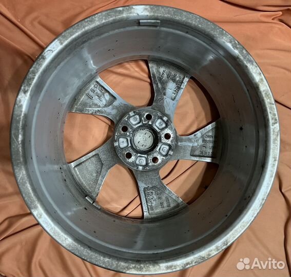 Диск 8W0601025EJ Audi A4 B9 (б/у)