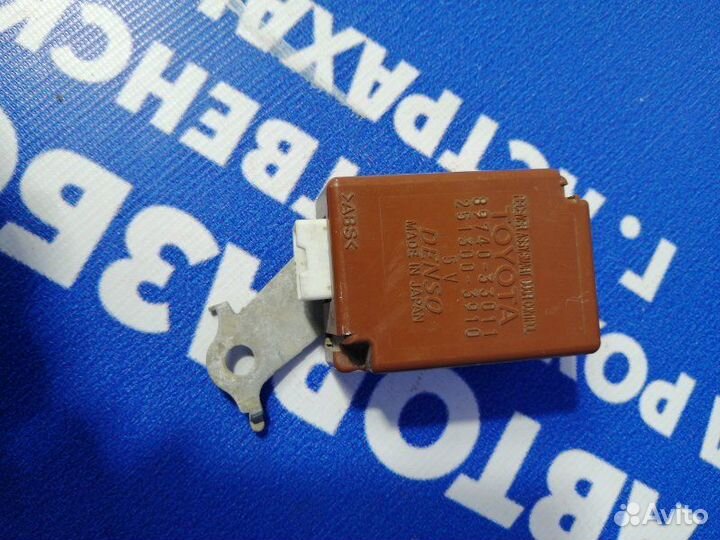 Блок управления двери Toyota Camry 40 седан 2AZ-FE