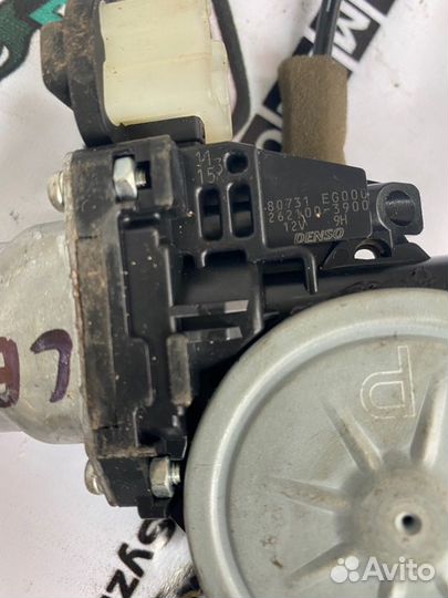 Мотор стеклоподъемника передний левый Nissan