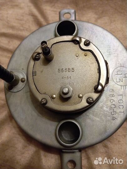 Часы на Волгу газ 21 и Победу