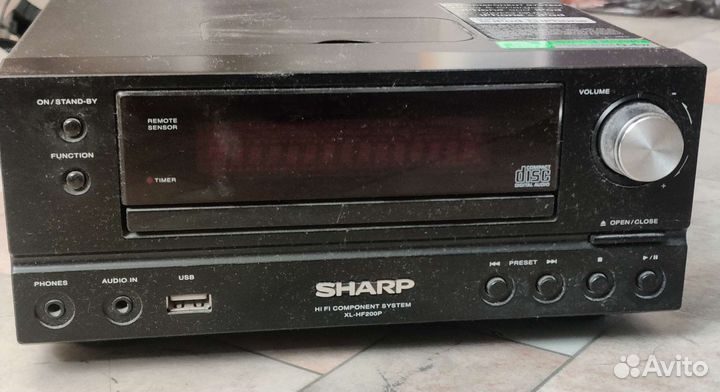 Музыкальный центр