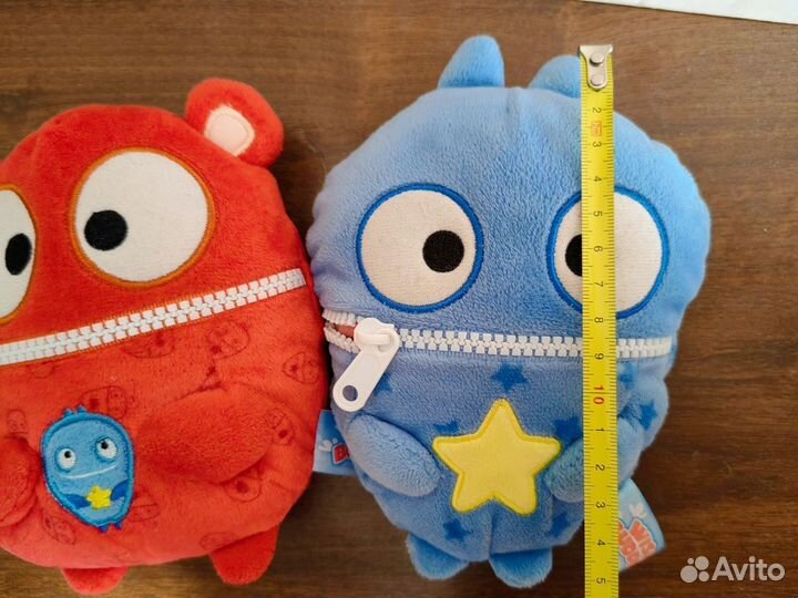 Мягкие игрушки - парочка монстриков