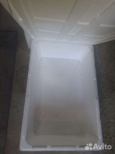 Термоконтейнер из пенопласта