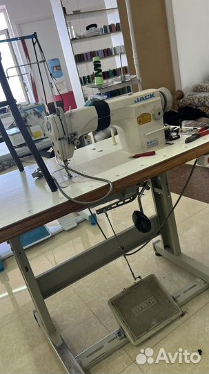 Швейная машина jack