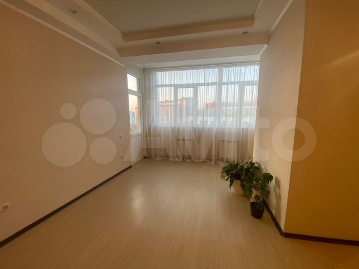 4-к. квартира, 137 м², 3/10 эт.