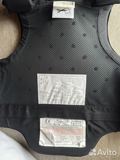 Защитный жилет для конного спорта Fouganza