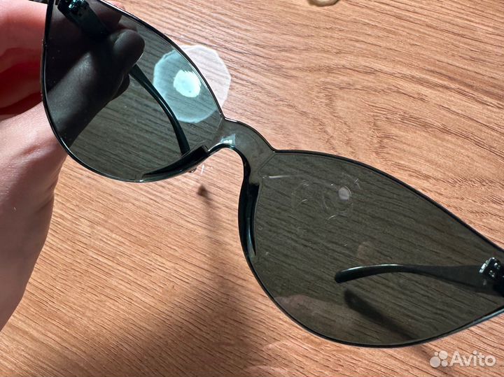 Солнцезащитные очки Shein