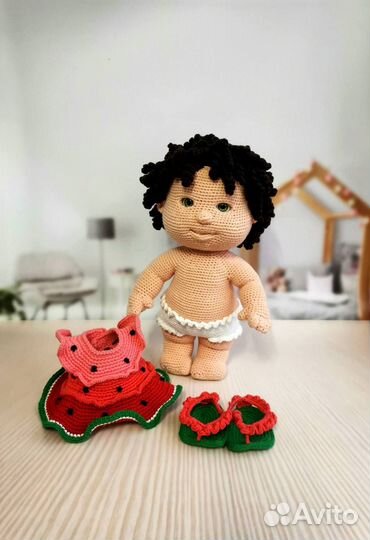 Вязаная кукла с одеждой,интерьерная кукла,игрушка