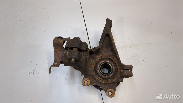 Ступица (кулак, цапфа) Citroen Berlingo, 2003