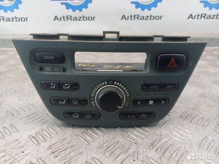 Блок управления печкой Toyota Opa