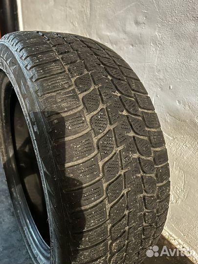 Bridgestone Blizzak LM-25 225/50 R17 94H