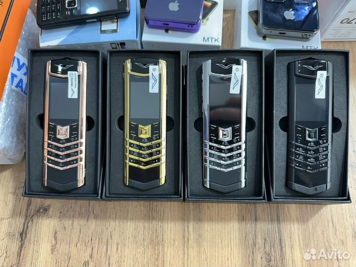 Vertu Ascent 2010