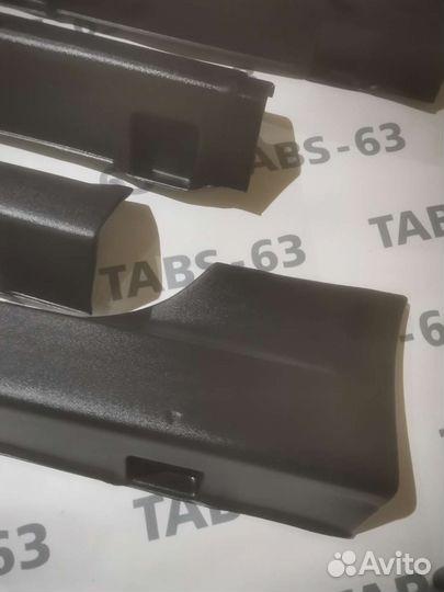 Накладки на пороги наружные ларгус