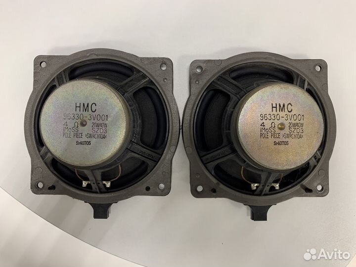 Оригинальный динамик в дверь Hyundai i40
