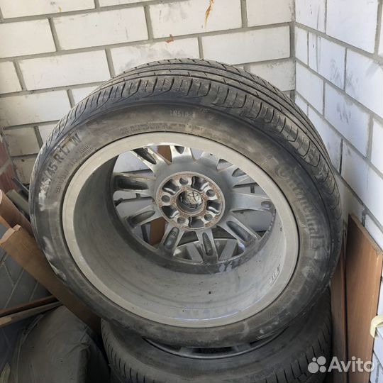 Колеса летние Toyota 235 45 17 continental