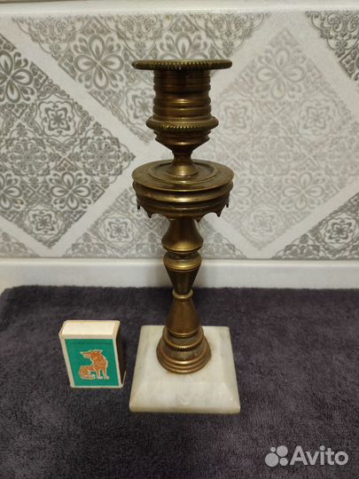 Подсвечник старинный.Бронза