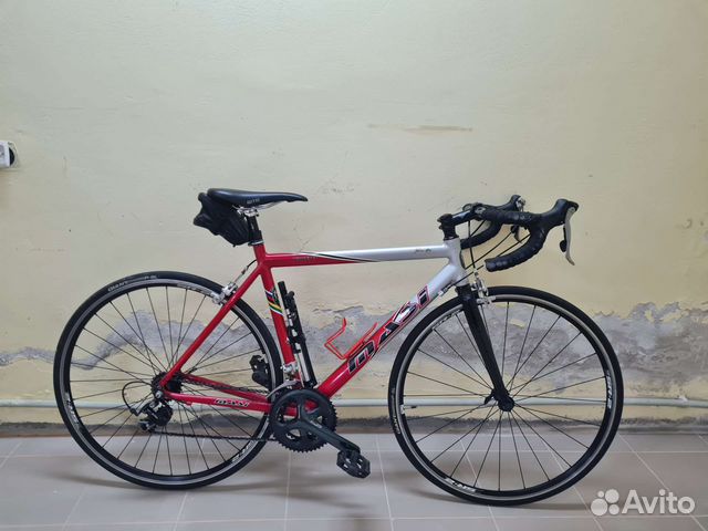 Шоссейный велосипед американский