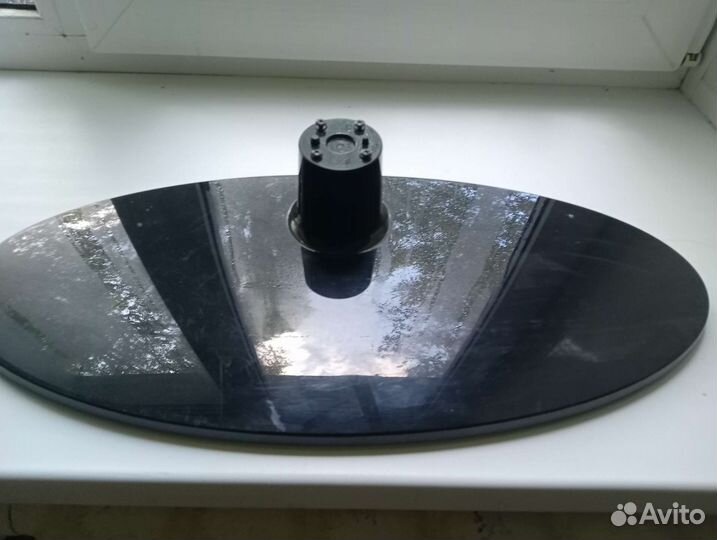 Подставка под телевизор