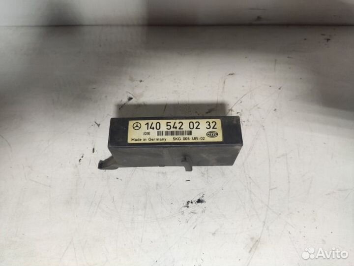 Реле света Mercedes-Benz S-Class W140 M119.971LH