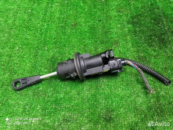 Цилиндр сцепления главный Audi A4 (B8) (2007-2015)