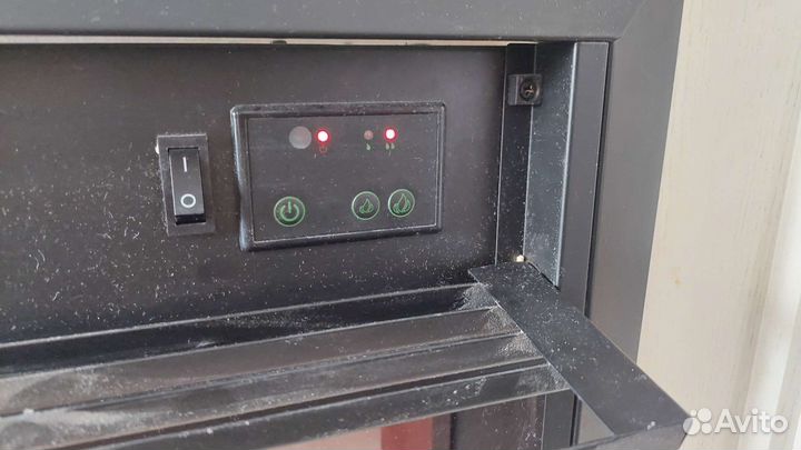 Электрокамин с эффектом пламени