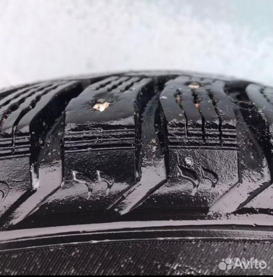 Nokian Tyres Hakkapeliitta 5 205/70 R15