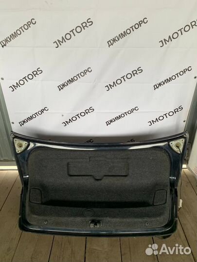 Крышка багажника Volkswagen Passat B6