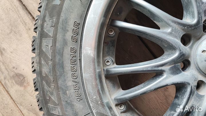 Диски, литые с легковыми шинами 185/65 R15