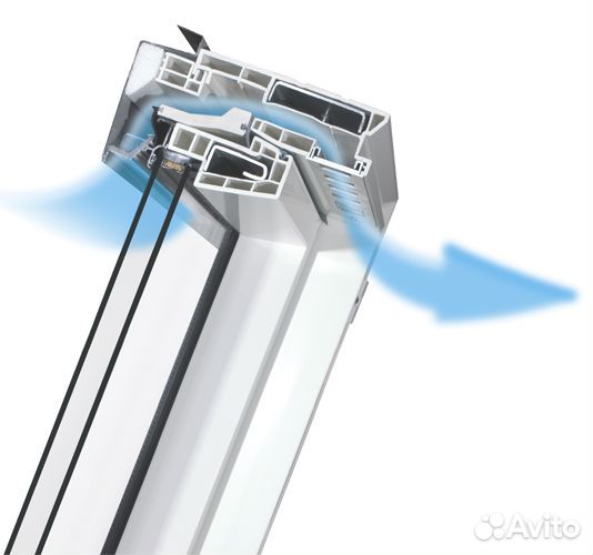 Мансардное окно Fakro PTP-V U3