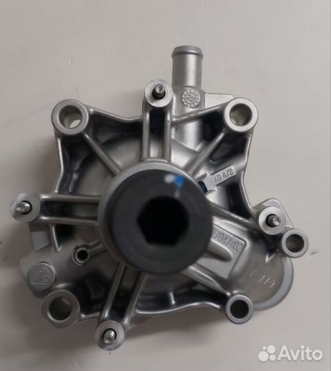 Насос водяной Iveco 250/daily 3.0JTD длинный вал