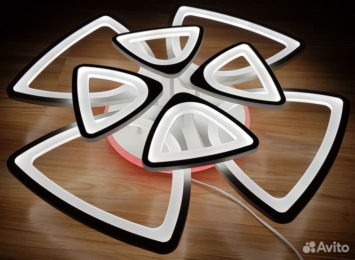 Светодиодная люстра 8064/4+4 WHT