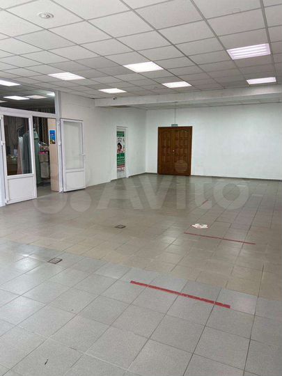 Торговая площадь, 70 м²