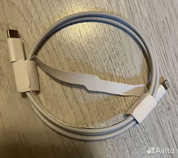 Кабель питания Apple Lightning/USB Type-C