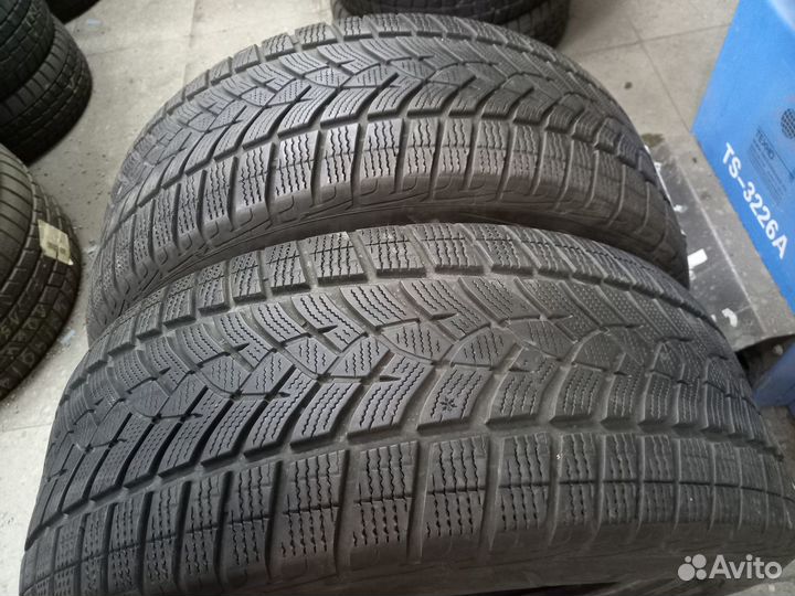 Goodyear UltraGrip Performance Gen-1 235/55 R17 103V