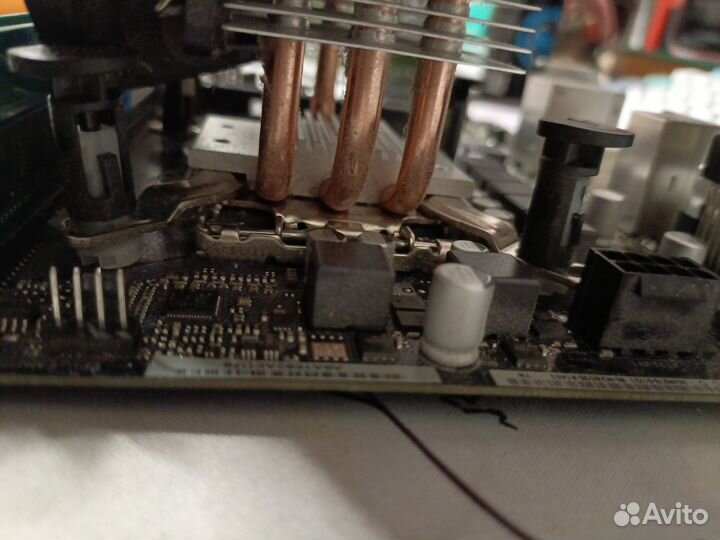 Материнская плата с процессором и памятью lga1200