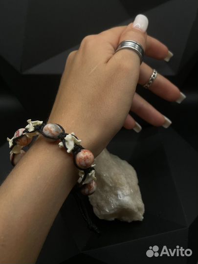 Браслет с розовой яшмой