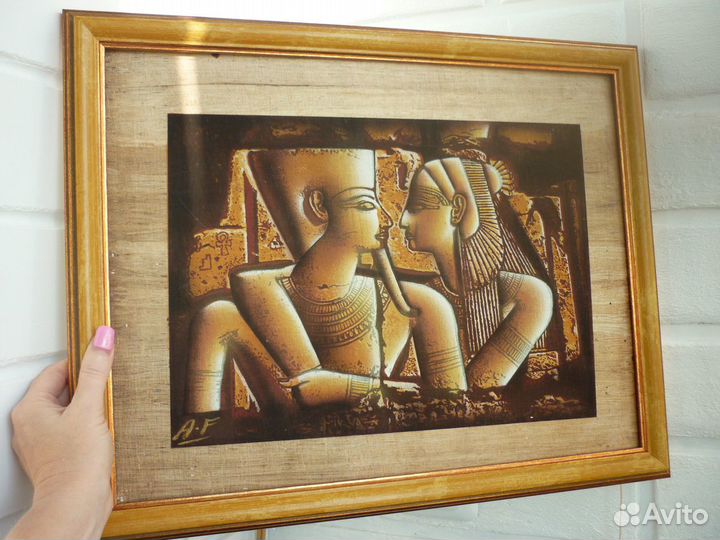Картина на папирусе в багете