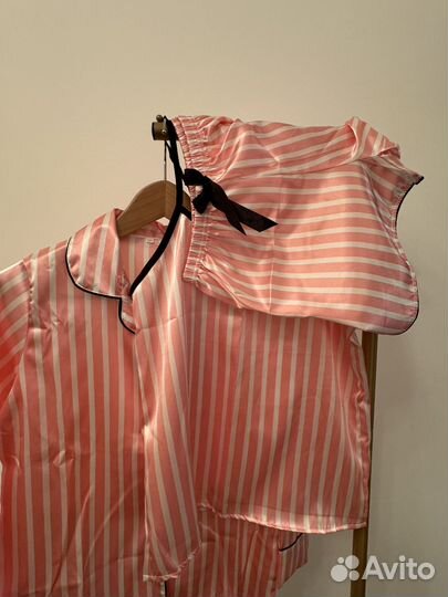 Пижама гламурная новая в упаковке