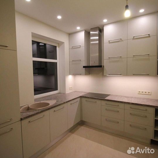 Кухня угловая на заказ