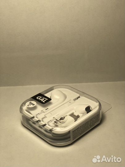 Проводные наушники с микрофоном