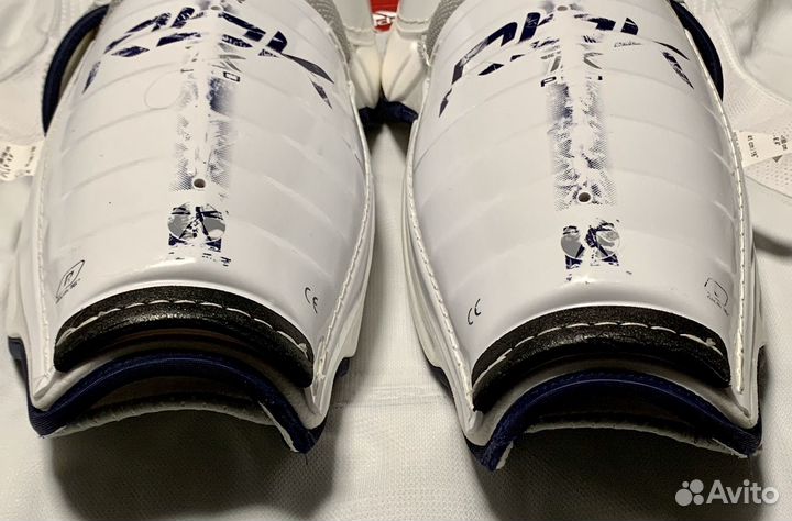 Щитки хоккейные RBK 7K PRO