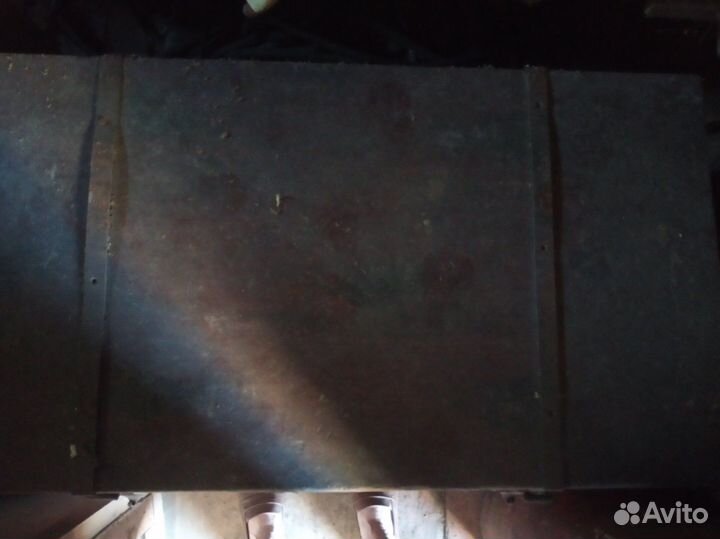 Сундук деревянный