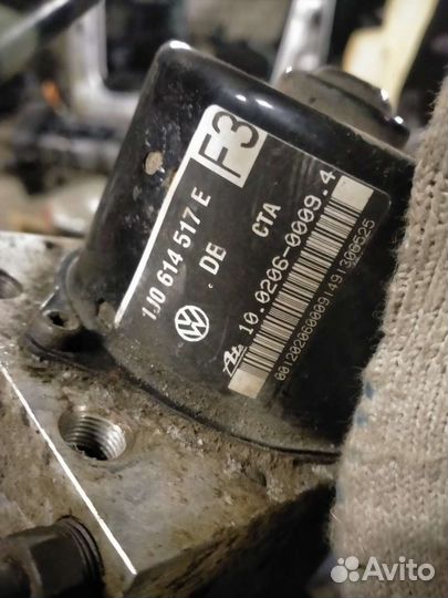 Блок ABS VW Bora, Golf 4, Octavia