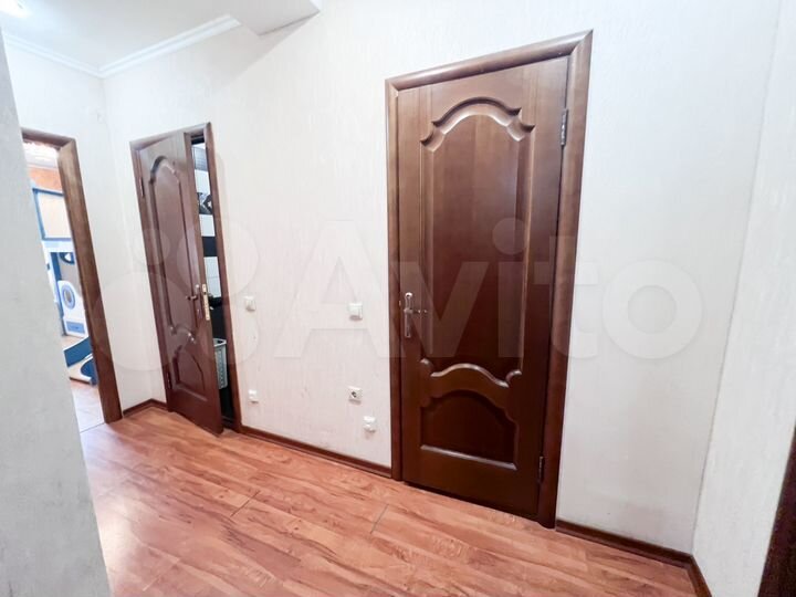 3-к. квартира, 90 м², 2/9 эт.