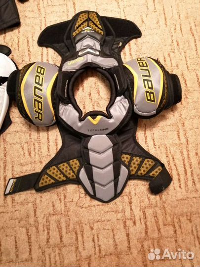 Нагрудник хоккейный детский bauer