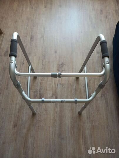 Новые ходунки для взрослых шагающие Армед YU710